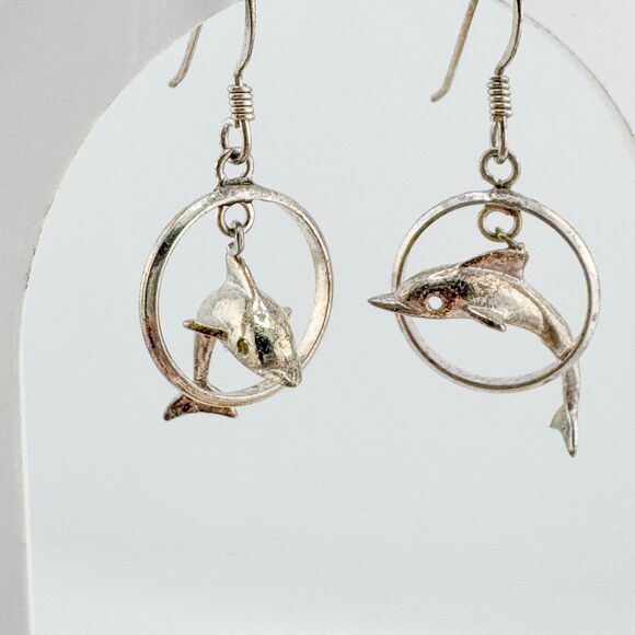 Vintage 925 Sterling Silver Dolphin Circle Dangle Earrings Coastal Beach Retro - Picture 4 of 7